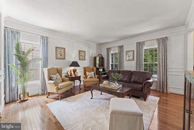 27 CAMERON CT, Exton, PA 19341