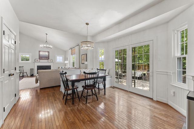 27 CAMERON CT, Exton, PA 19341