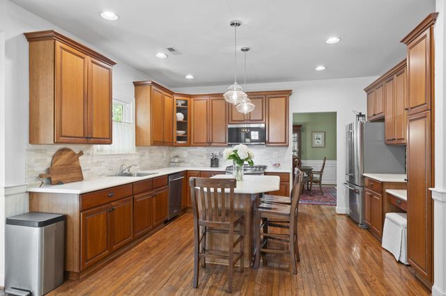 27 CAMERON CT, Exton, PA 19341