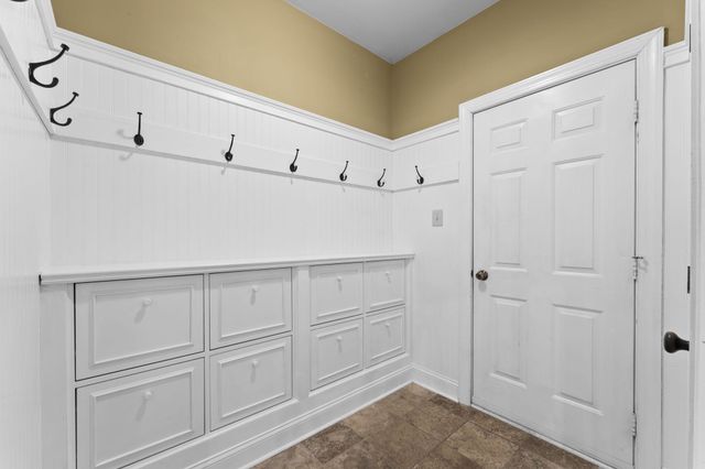 27 CAMERON CT, Exton, PA 19341