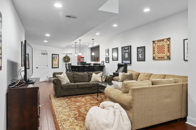 27 CAMERON CT, Exton, PA 19341