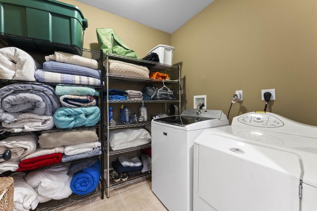 27 CAMERON CT, Exton, PA 19341