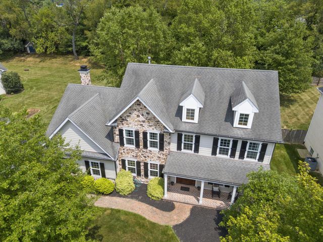 27 CAMERON CT, Exton, PA 19341