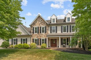 27 CAMERON CT, Exton, PA 19341