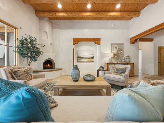 21 Calle Lemita, Santa Fe, NM 87507