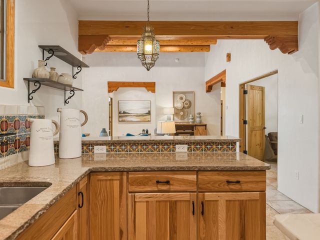 21 Calle Lemita, Santa Fe, NM 87507
