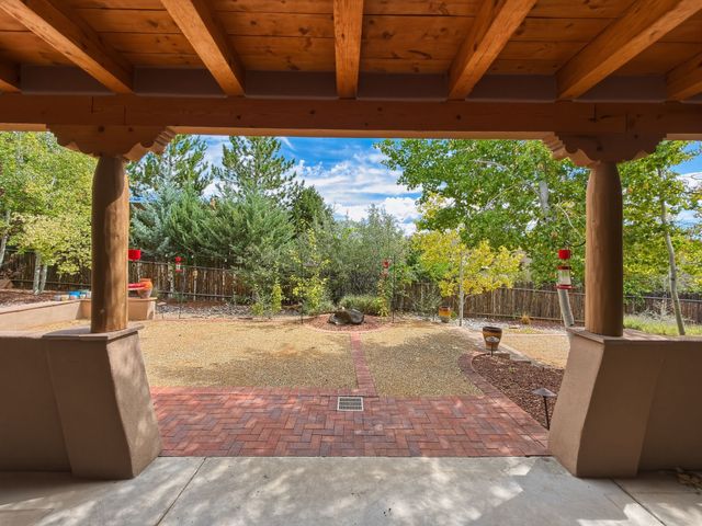 21 Calle Lemita, Santa Fe, NM 87507