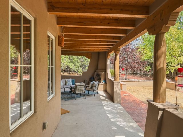 21 Calle Lemita, Santa Fe, NM 87507