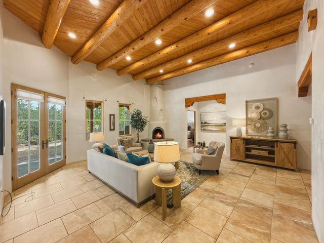 21 Calle Lemita, Santa Fe, NM 87507