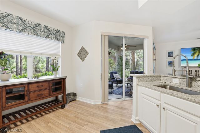 1882 TARPON BAY DR S 105, Naples, FL 34119