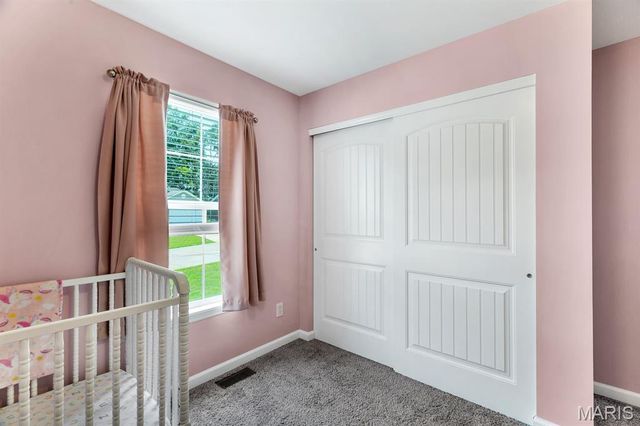 155 Williamsburg Lane, Troy, MO 63379