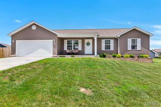 155 Williamsburg Lane, Troy, MO 63379