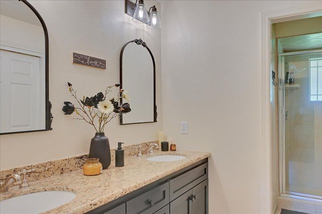 1885 Sycamore St, Gridley, CA 95948