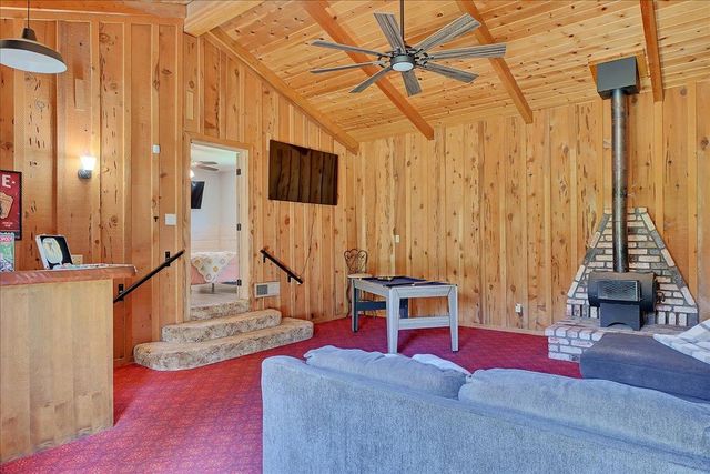 1885 Sycamore St, Gridley, CA 95948