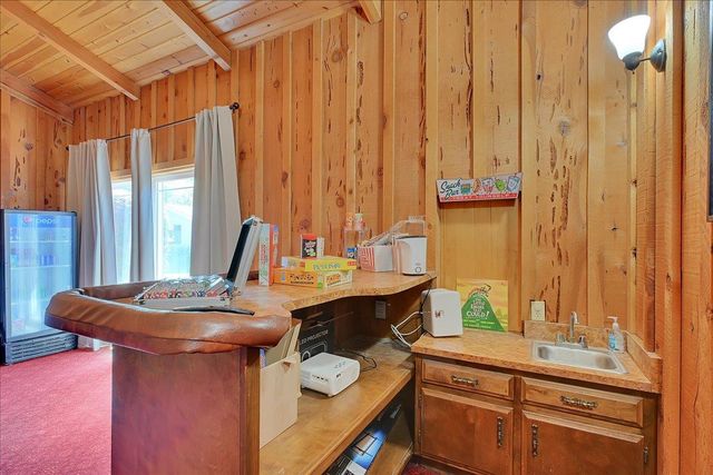 1885 Sycamore St, Gridley, CA 95948