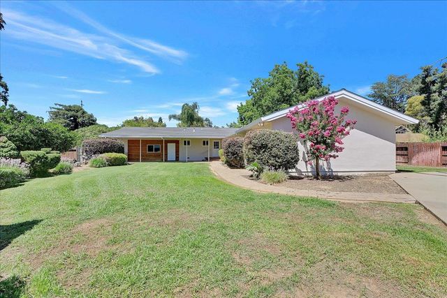 1885 Sycamore St, Gridley, CA 95948