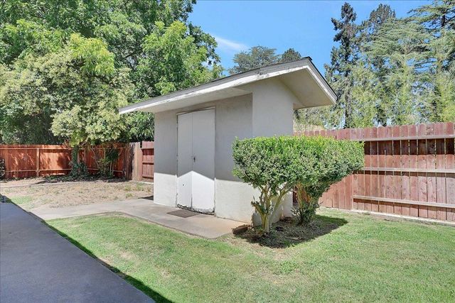 1885 Sycamore St, Gridley, CA 95948