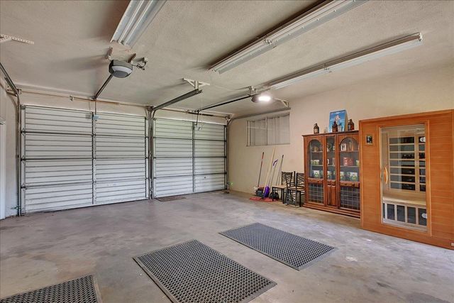 1885 Sycamore St, Gridley, CA 95948