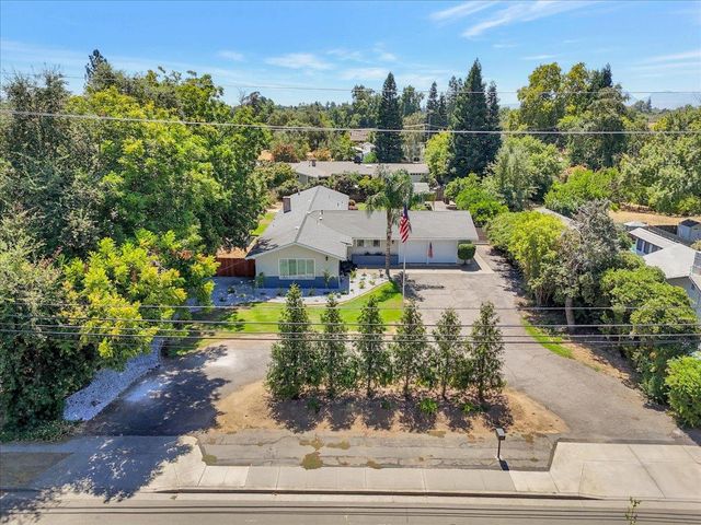 1885 Sycamore St, Gridley, CA 95948