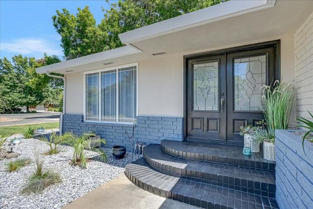 1885 Sycamore St, Gridley, CA 95948