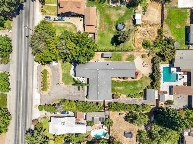 1885 Sycamore St, Gridley, CA 95948