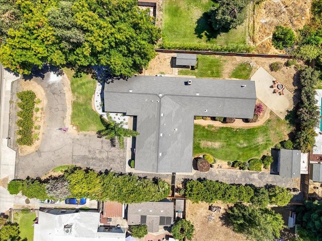 1885 Sycamore St, Gridley, CA 95948