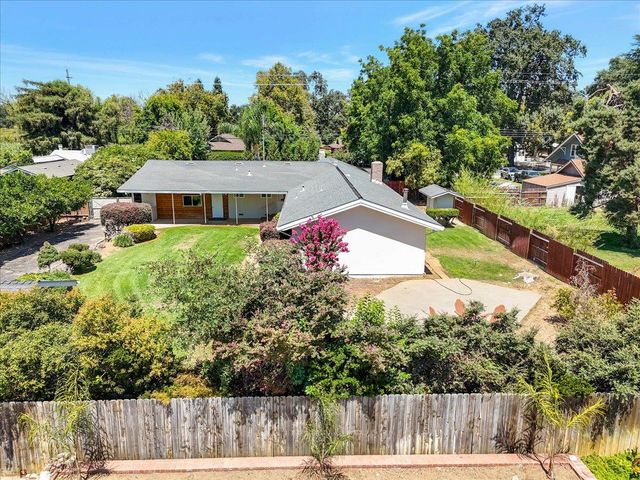 1885 Sycamore St, Gridley, CA 95948