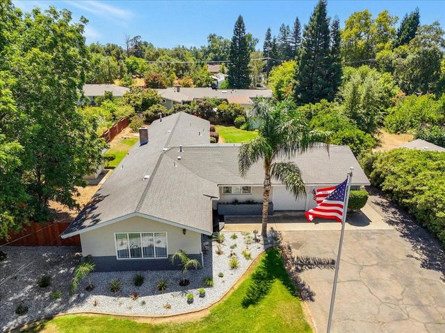 1885 Sycamore St, Gridley, CA 95948