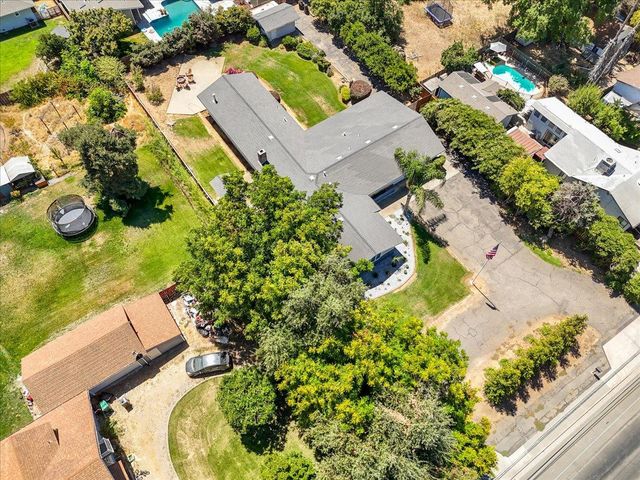 1885 Sycamore St, Gridley, CA 95948