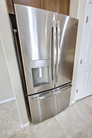 1075 N Echo Ranch Drive, Green Valley, AZ 85614