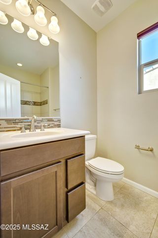 1075 N Echo Ranch Drive, Green Valley, AZ 85614