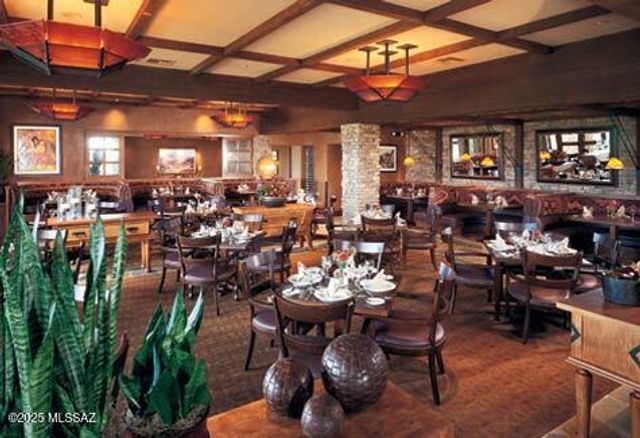 1075 N Echo Ranch Drive, Green Valley, AZ 85614