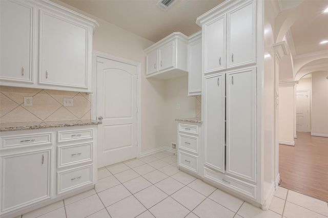 1189 Lovett Street, Tomball, TX 77375