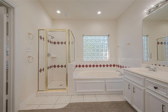 1189 Lovett Street, Tomball, TX 77375