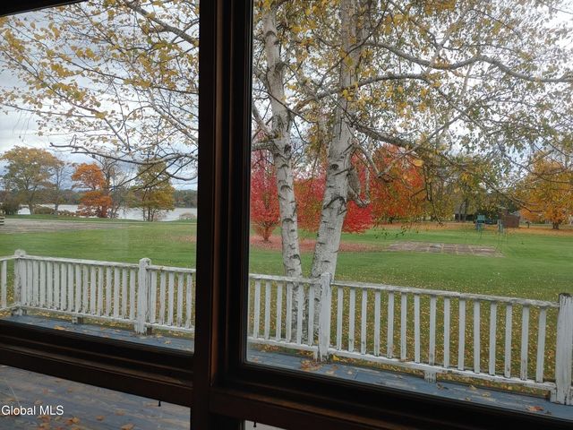 81 Ferry Road, Crown Point, NY 12928