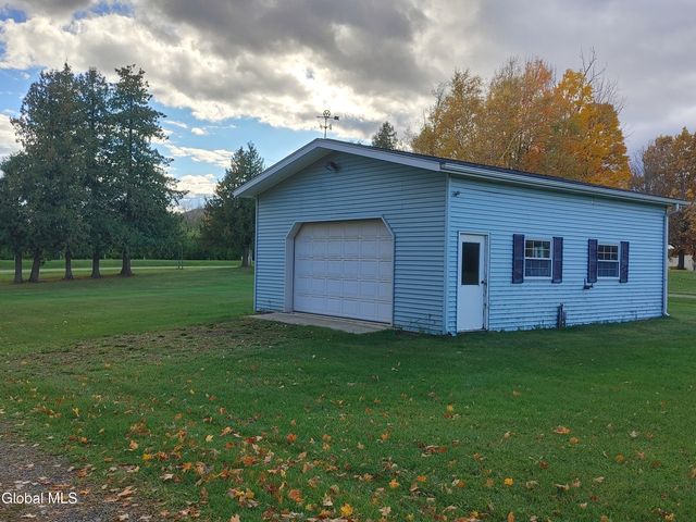 81 Ferry Road, Crown Point, NY 12928