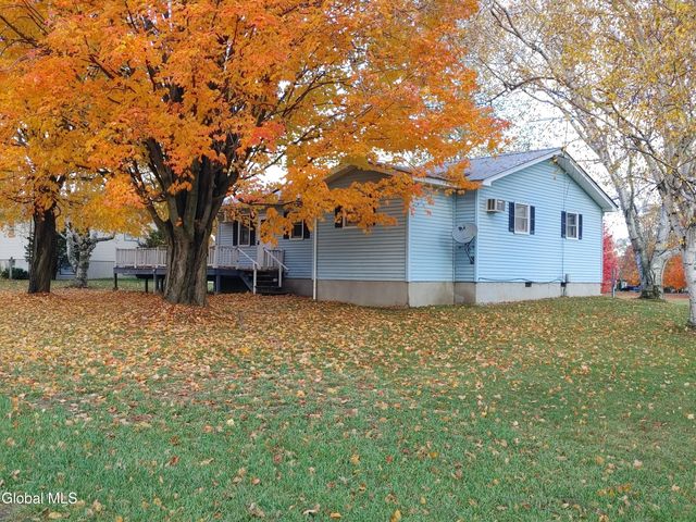 81 Ferry Road, Crown Point, NY 12928