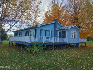 81 Ferry Road, Crown Point, NY 12928