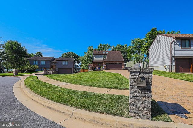 15 WOODY RD, Baltimore, MD 21221
