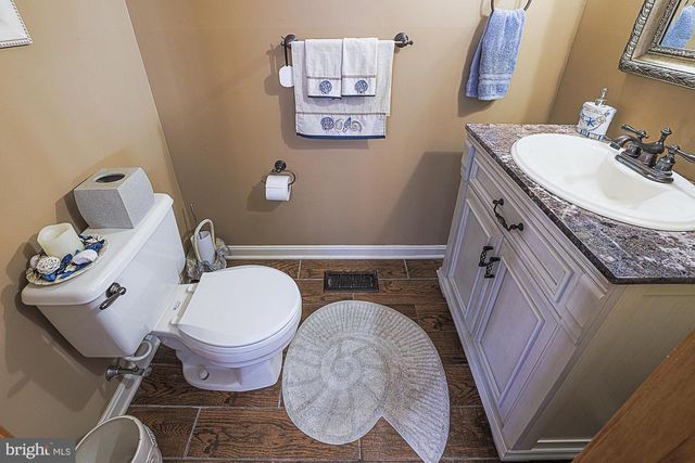 15 WOODY RD, Baltimore, MD 21221