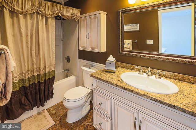 15 WOODY RD, Baltimore, MD 21221
