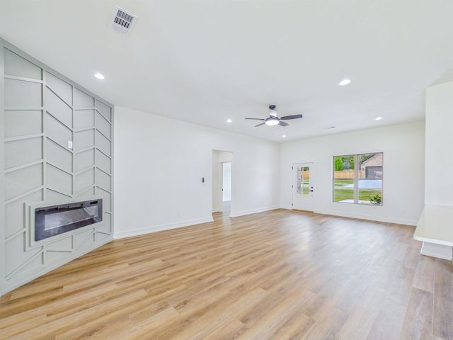 50 Ridge View Street, Vilonia, AR 72173
