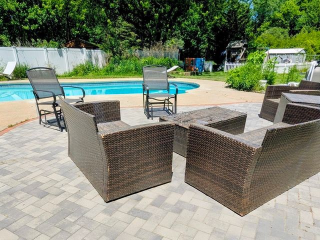 373 Hancock St, Abington, MA 02351