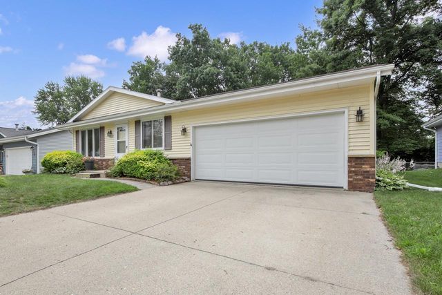 1827 Creek ROAD, West Bend, WI 53090