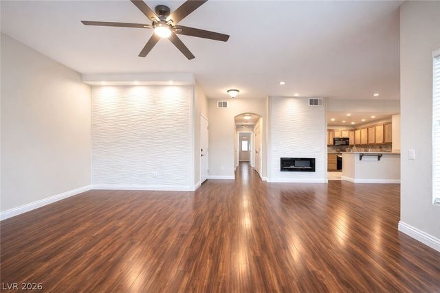 825 Canterra Street 2058, Las Vegas, NV 89138