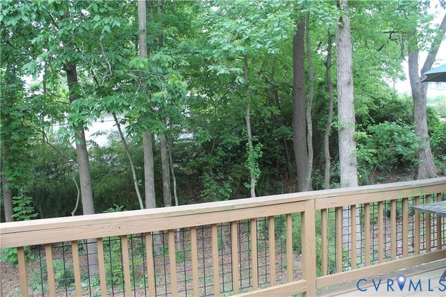 8819 McCaw Dr, North Chesterfield, VA 23235