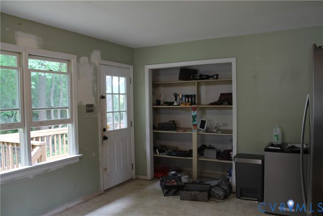 8819 McCaw Dr, North Chesterfield, VA 23235