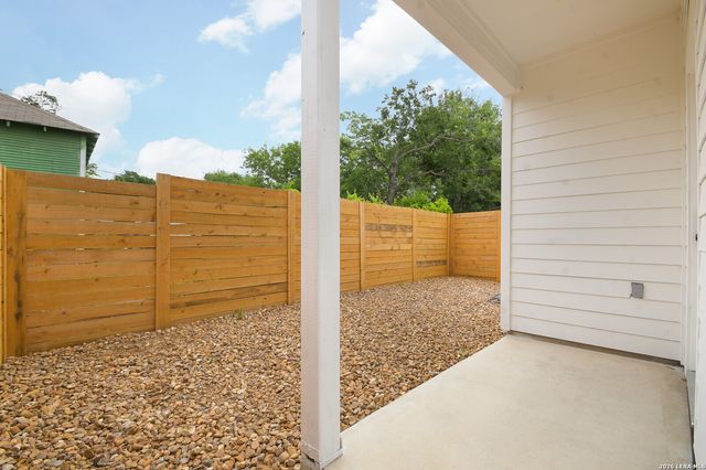 803 INDIANA ST, San Antonio, TX 78210