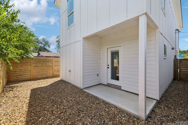 803 INDIANA ST, San Antonio, TX 78210