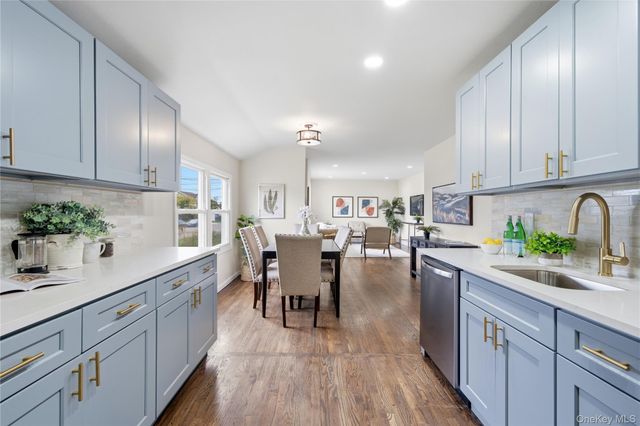 110 Heyward Street, Brentwood, NY 11717